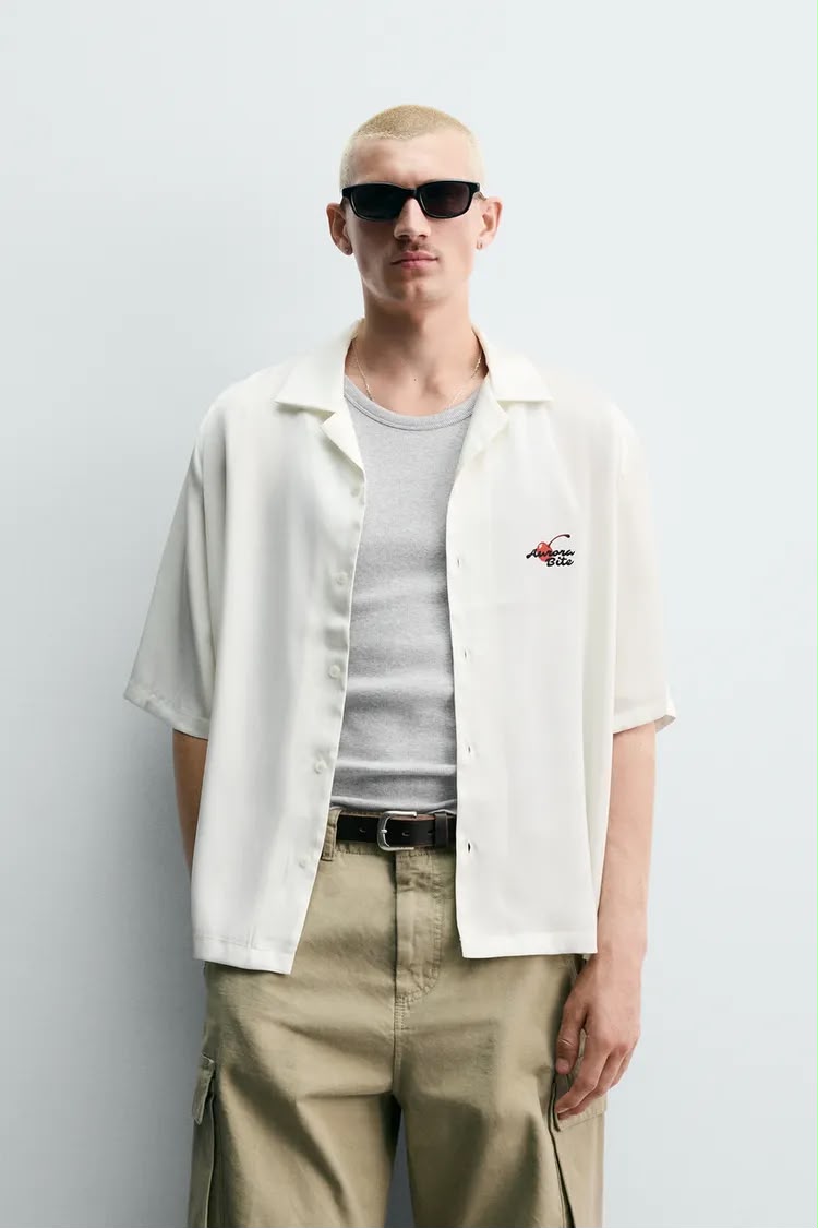 GRAPHIC PRINT SATIN SHIRT