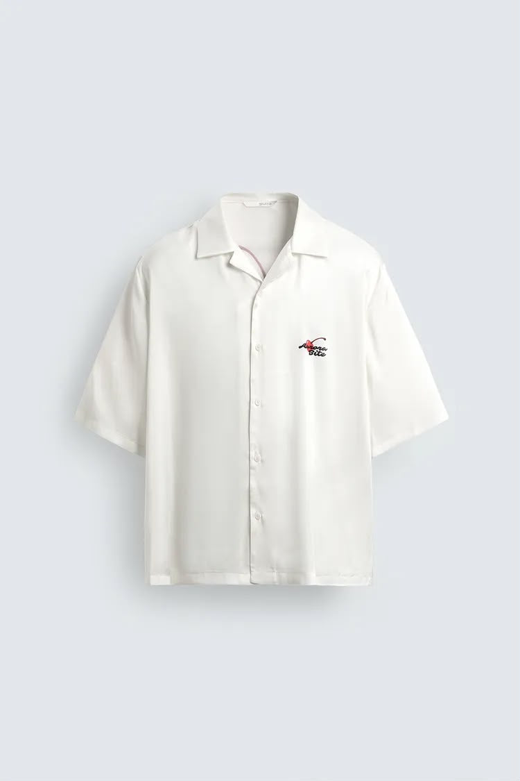 GRAPHIC PRINT SATIN SHIRT